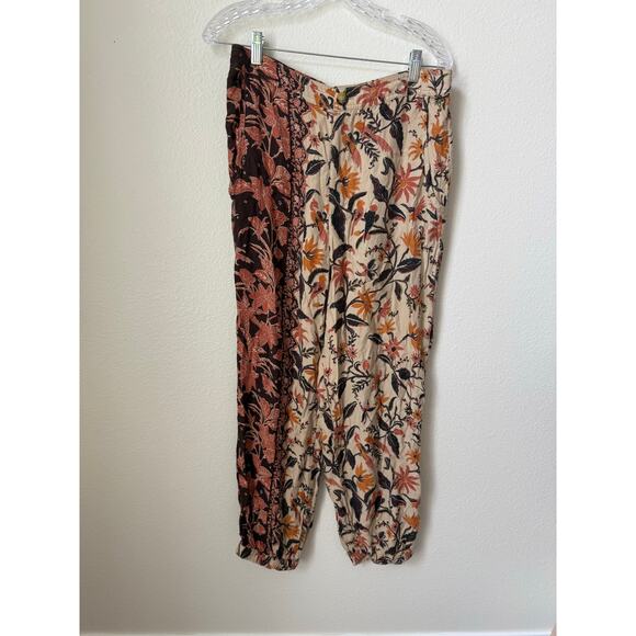 Anthropologie Smocked Balloon-Leg Pants Size 10 - Picture 3 of 10